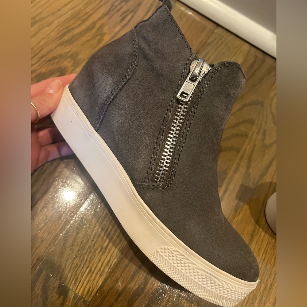 Steve Madden women shoes size 7